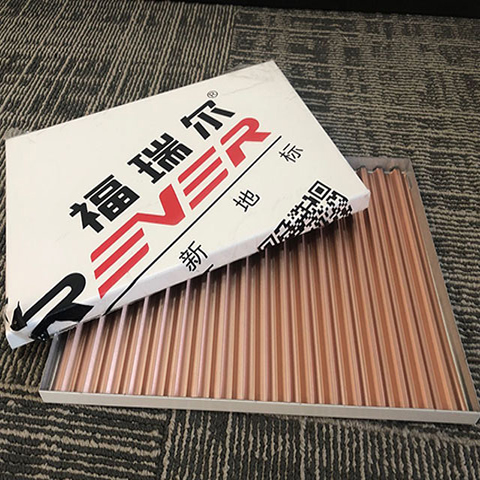 瓦楞復(fù)合鋼板