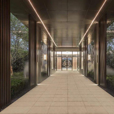 仿銅拉絲鋁板中式連廊